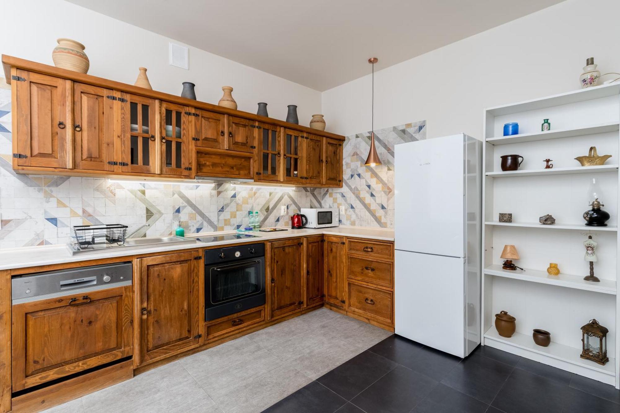 Raciborskiego Red Apartment *